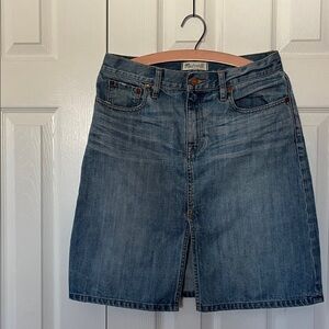 MADEWELL • Denim Skirt 90s A Line Mini Midi High Waisted Jean Front Slit 28